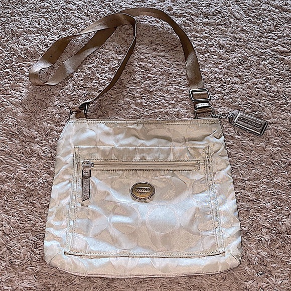 Coach signature nylons crossbody bag - Picture 1 of 10